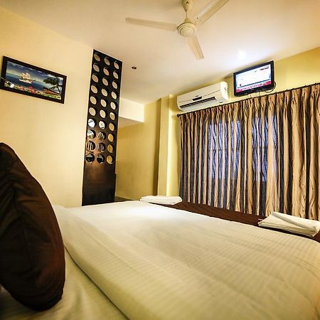 Hotel Tiruchendur Mani Iyer Пални Экстерьер фото