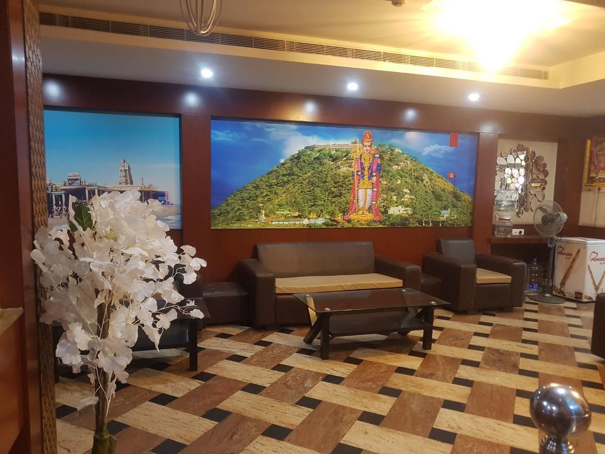 Hotel Tiruchendur Mani Iyer Пални Экстерьер фото