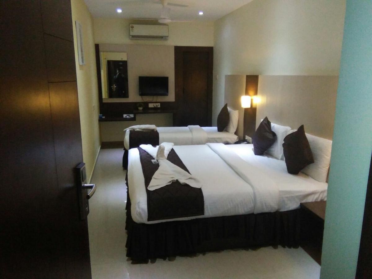 Hotel Tiruchendur Mani Iyer Пални Экстерьер фото